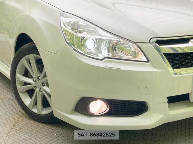 Subaru LEGACY TOURING WAGON 2012-06 8130955-11