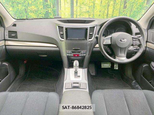 Subaru LEGACY TOURING WAGON 2012-06 8130955-1