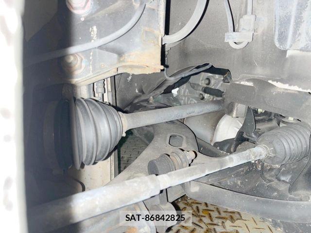 Subaru LEGACY TOURING WAGON 2012-06 8130955-19