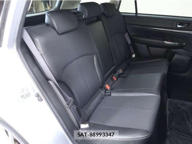 Subaru LEGACY TOURING WAGON 2013-06 8315122-9