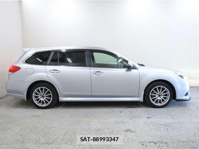 Subaru LEGACY TOURING WAGON 2013-06 8315122-13