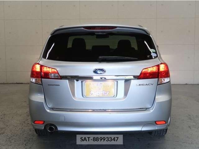 Subaru LEGACY TOURING WAGON 2013-06 8315122-18