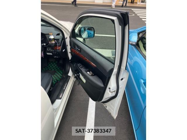 Subaru LEGACY TOURING WAGON 2011-05 8336508-9