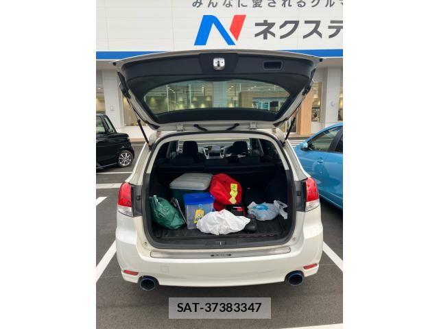 Subaru LEGACY TOURING WAGON 2011-05 8336508-23