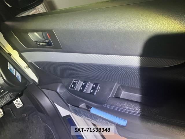 Subaru LEGACY TOURING WAGON 2014-03 8354818-9
