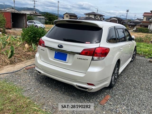 Subaru LEGACY TOURING WAGON 2013-08 8366659-4