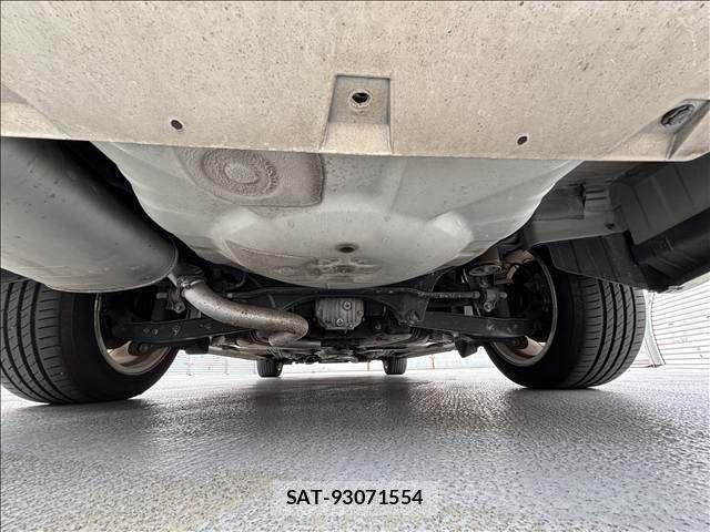 Subaru LEGACY TOURING WAGON 2011-07 8366658-18