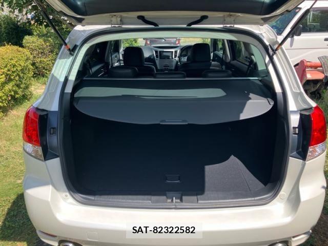 Subaru LEGACY TOURING WAGON 2011-03 8366656-11