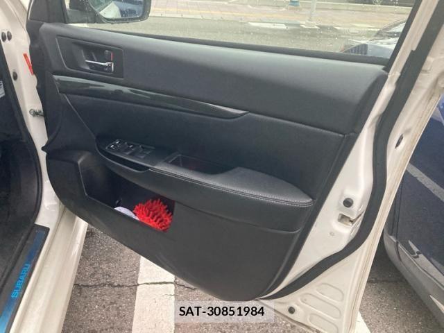 Subaru LEGACY TOURING WAGON 2011-08 8366664-12