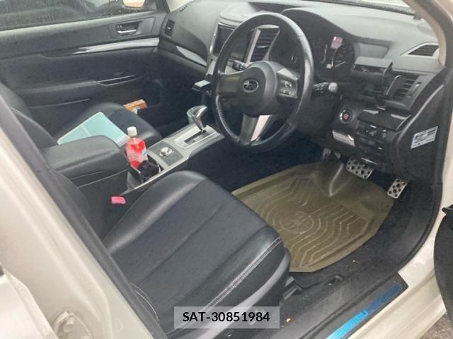 Subaru LEGACY TOURING WAGON 2011-08 8366664-13