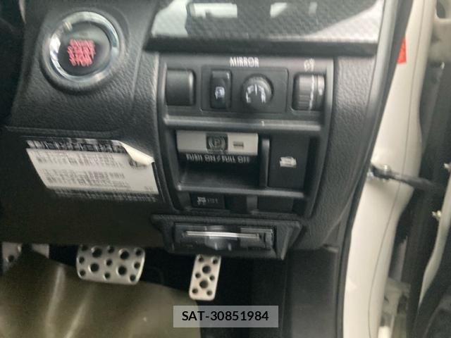 Subaru LEGACY TOURING WAGON 2011-08 8366664-19