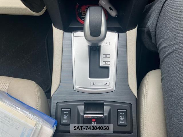 Subaru LEGACY TOURING WAGON 2012-07 8659858-14