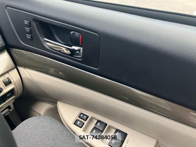 Subaru LEGACY TOURING WAGON 2012-07 8659858-16