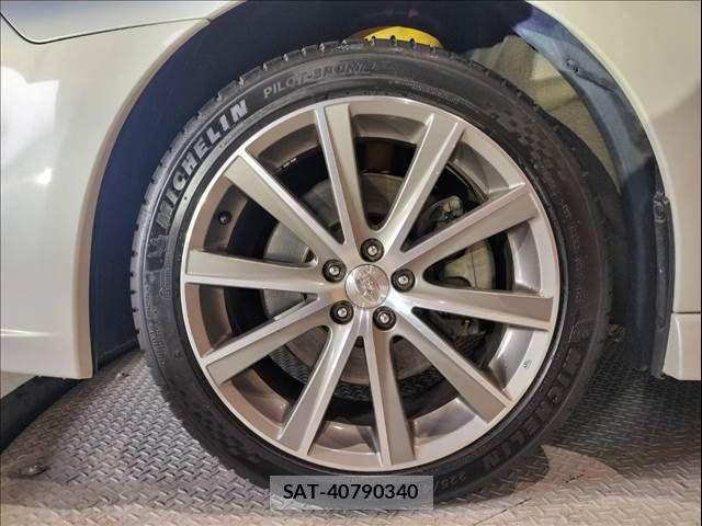 Subaru LEGACY TOURING WAGON 2013-05 8780813-14