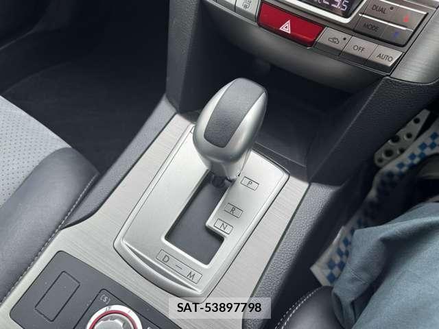 Subaru LEGACY TOURING WAGON 2011-04 8796427-15