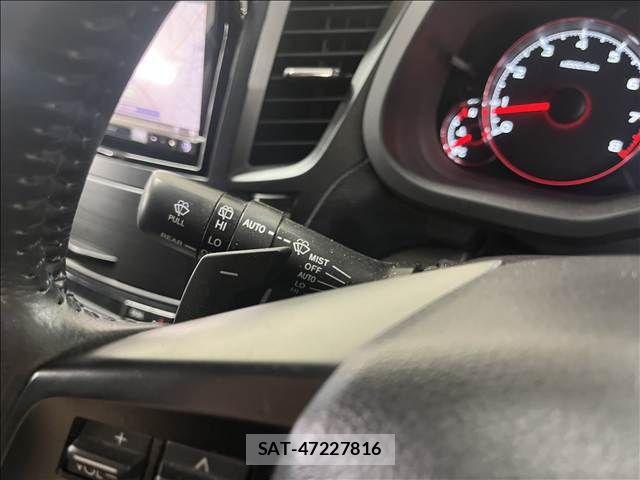 Subaru LEGACY TOURING WAGON 2014-07 8829873-16