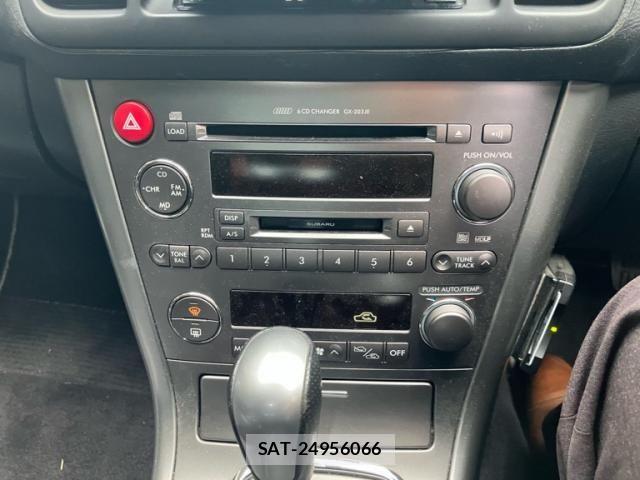 Subaru LEGACY TOURING WAGON 2006-02 8829877-17