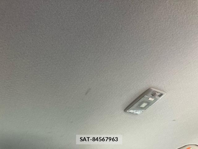 Subaru LEGACY TOURING WAGON 1999-11 8880435-13