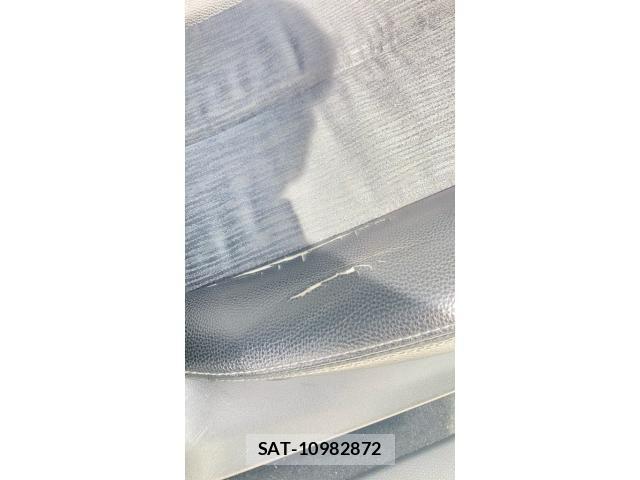 Subaru LEGACY TOURING WAGON 2010-01 8880433-18