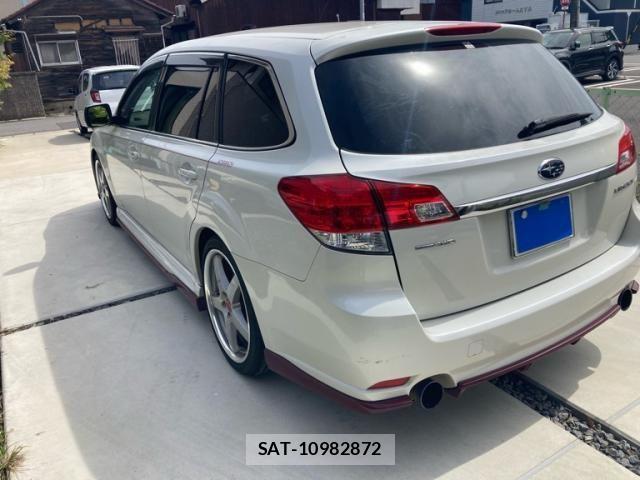 Subaru LEGACY TOURING WAGON 2010-01 8880433-3