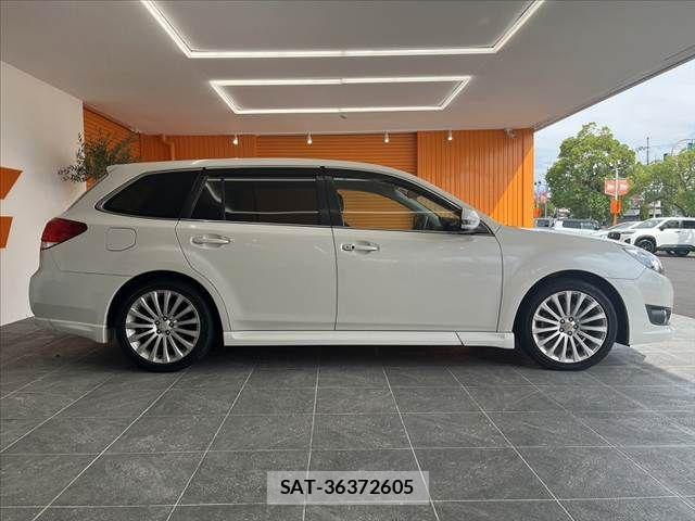 Subaru LEGACY TOURING WAGON 2009-11 8880432-11