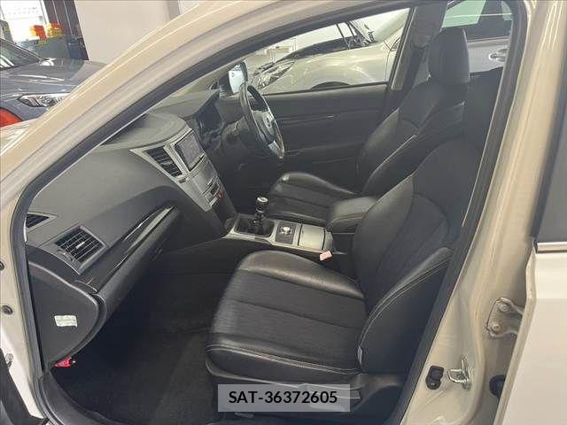 Subaru LEGACY TOURING WAGON 2009-11 8880432-16