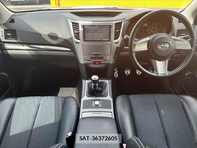 Subaru LEGACY TOURING WAGON 2009-11 8880432-1