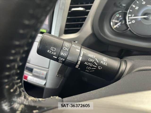 Subaru LEGACY TOURING WAGON 2009-11 8880432-25