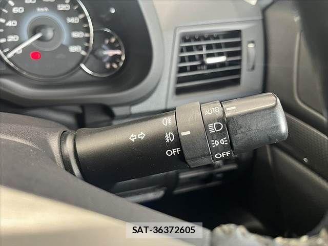 Subaru LEGACY TOURING WAGON 2009-11 8880432-26