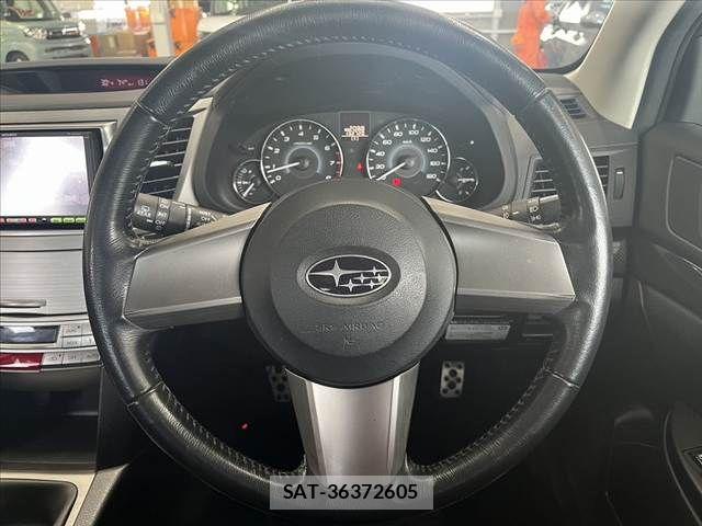 Subaru LEGACY TOURING WAGON 2009-11 8880432-29