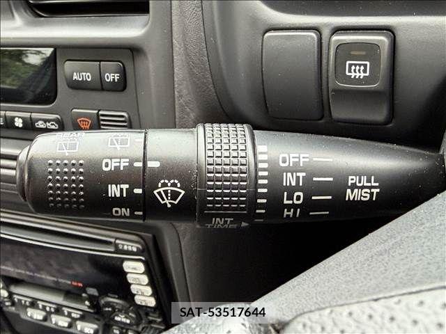 Subaru LEGACY TOURING WAGON 1996-09 8880431-28