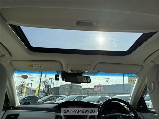 Honda LEGEND 2017-03 3377483-20
