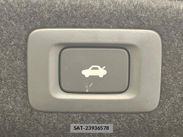 Honda LEGEND 2018-03 7220765-5