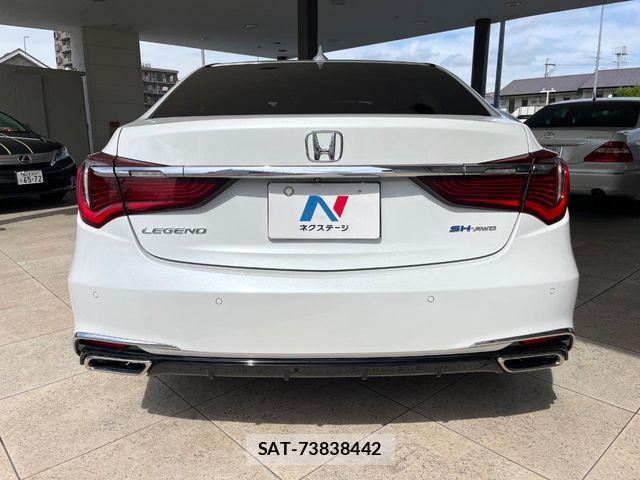 Honda LEGEND 2018-03 7724950-14