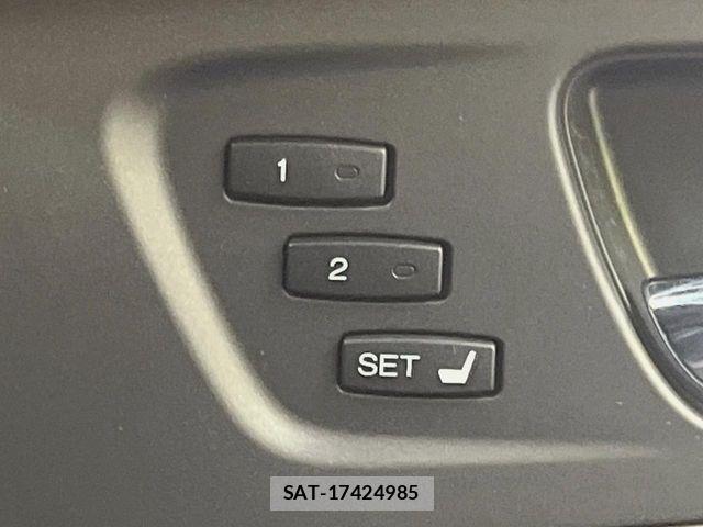 Honda LEGEND 2017-02 8208287-3