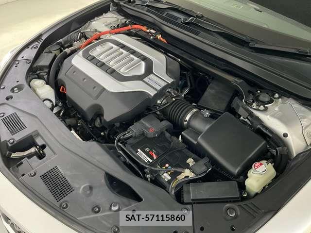 Honda LEGEND 2018-03 8245675-12