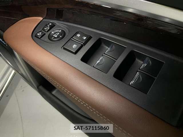 Honda LEGEND 2018-03 8245675-15
