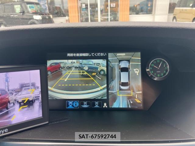 Honda LEGEND 2018-07 8525475-27
