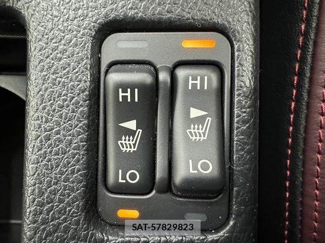 Subaru LEVORG 2017-03 500437-5