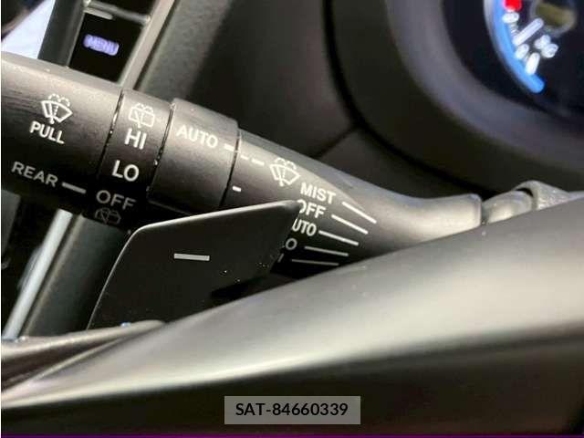 Subaru LEVORG 2017-09 878287-10
