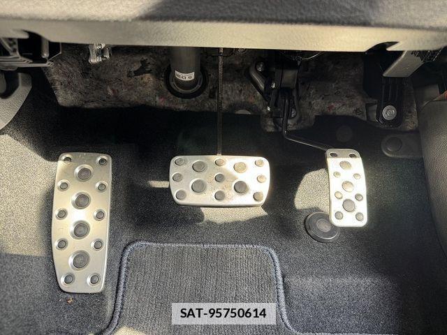 Subaru LEVORG 2014-07 4241726-17