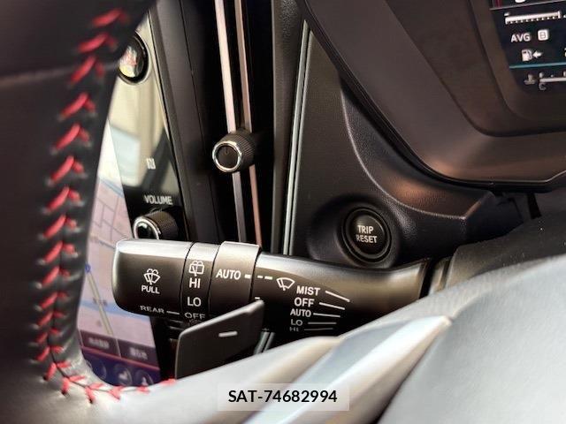 Subaru LEVORG 2020-11 6526469-25