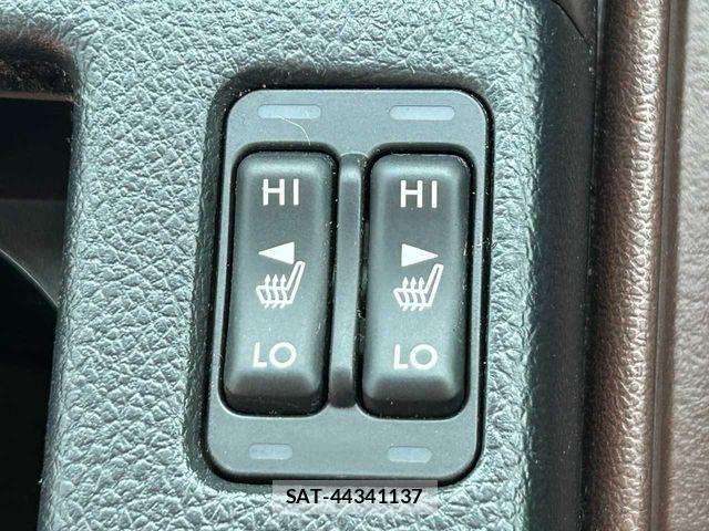 Subaru LEVORG 2017-04 6615996-15