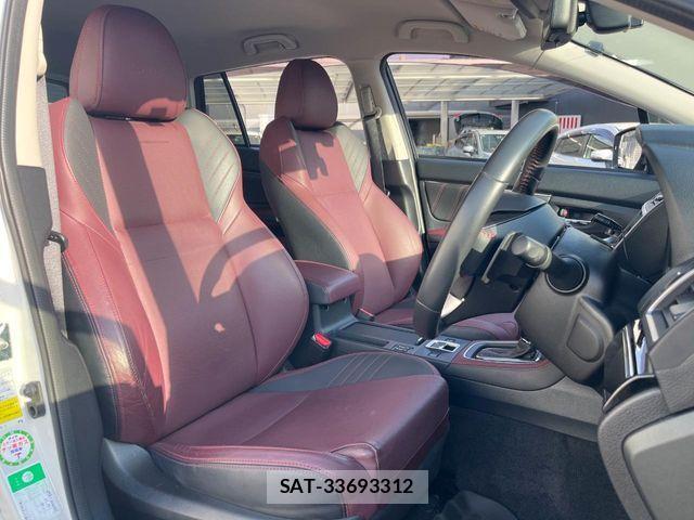 Subaru LEVORG 2017-09 6676627-11