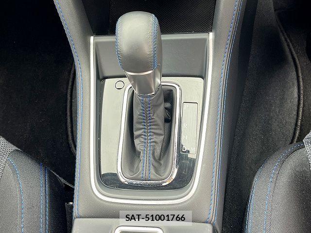 Subaru LEVORG 2017-09 6682714-19