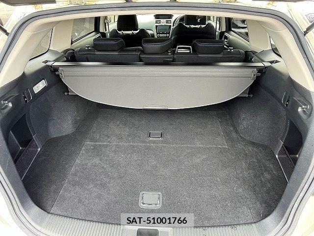Subaru LEVORG 2017-09 6682714-20