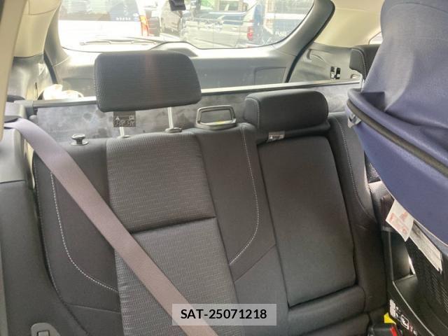 Subaru LEVORG 2015-02 6907627-21