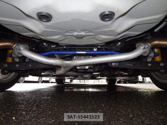 Subaru LEVORG 2019-12 7059198-10