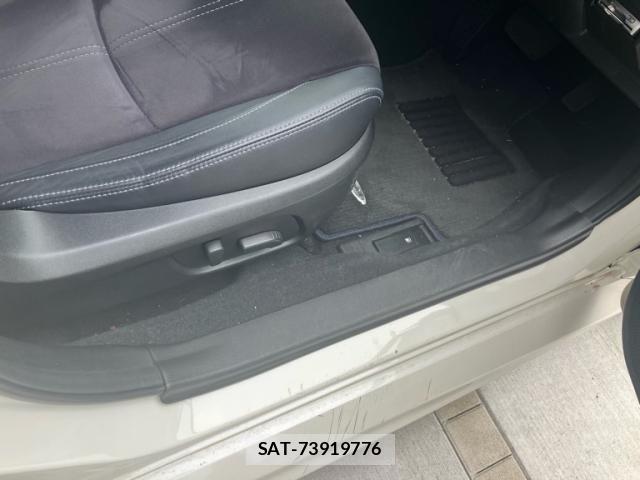 Subaru LEVORG 2016-03 7059217-12