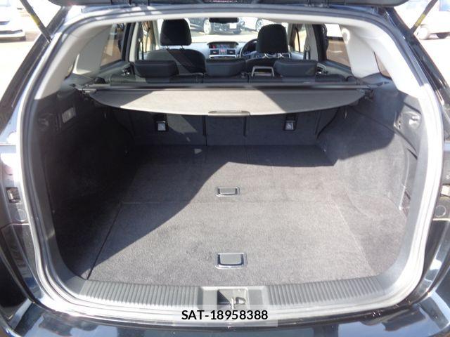 Subaru LEVORG 2018-08 7059206-11